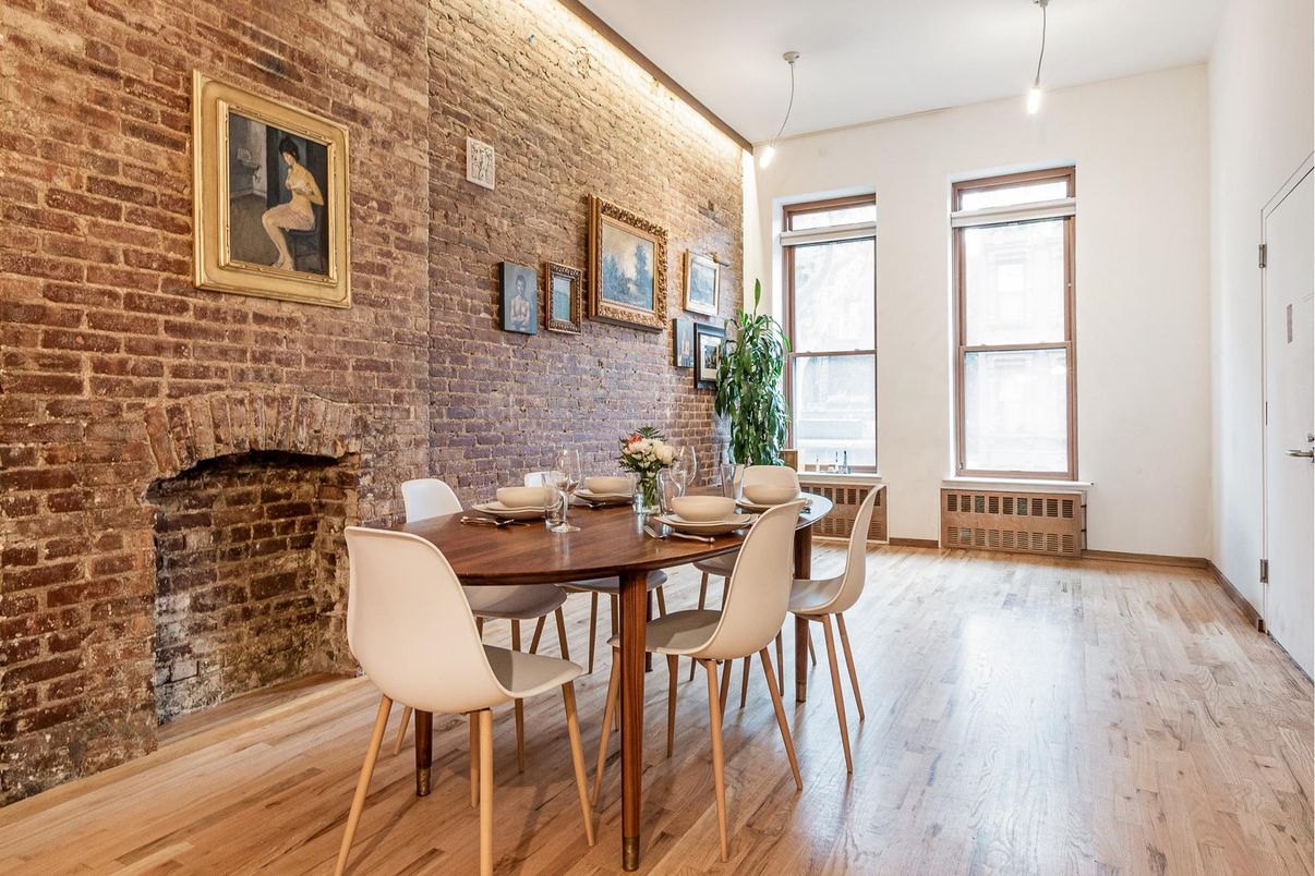 Dining room, Interior, Pendant Lights, Stone Walls, Wood Texture Flooring