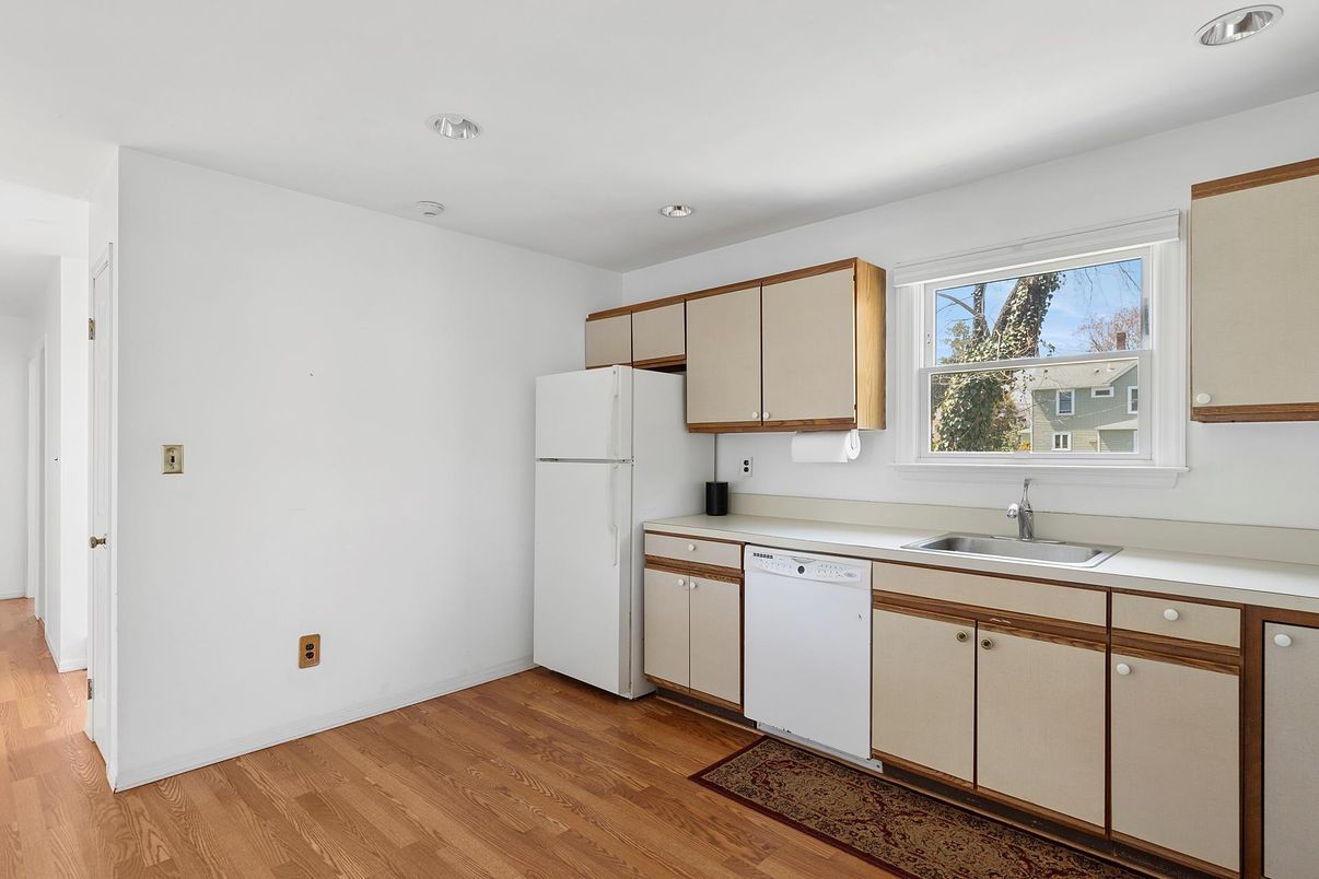 Interior, Kitchen, Recessed Lighting, Wood Texture Flooring
