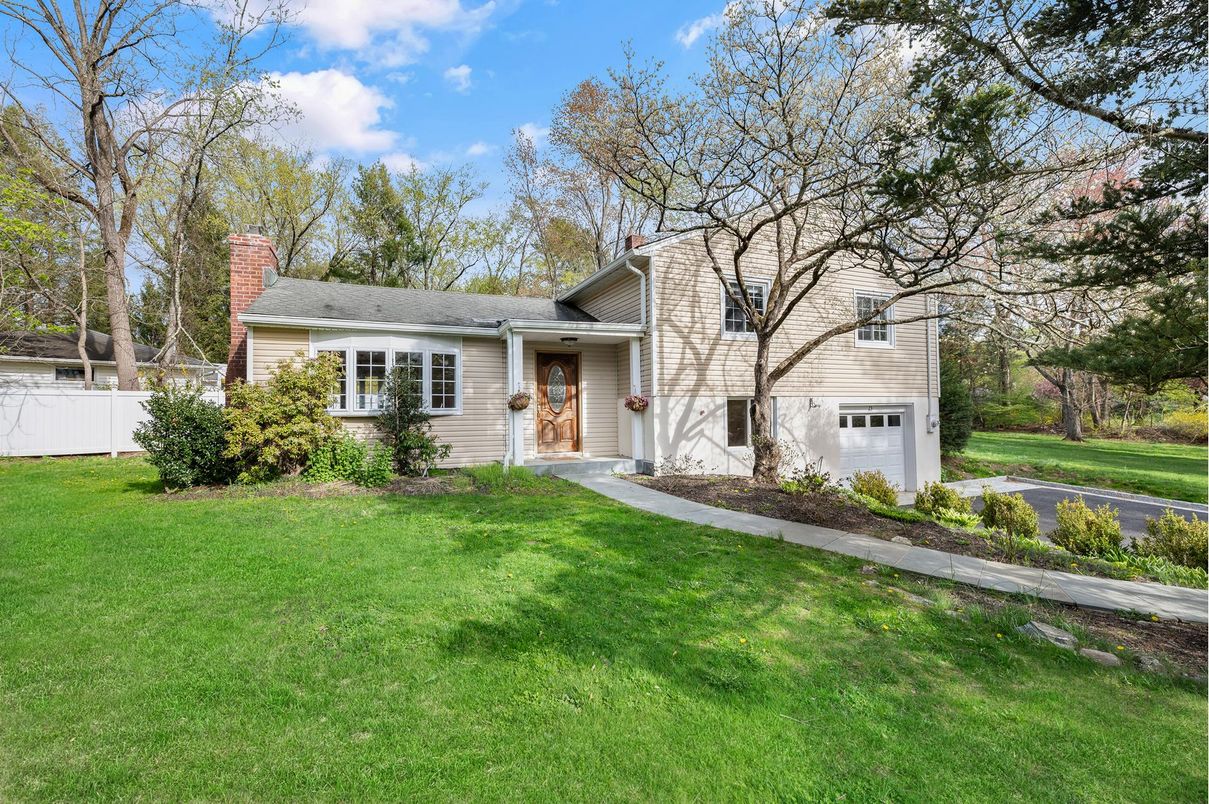 Attached, Backyard, Exterior, Facade, Cape Cod