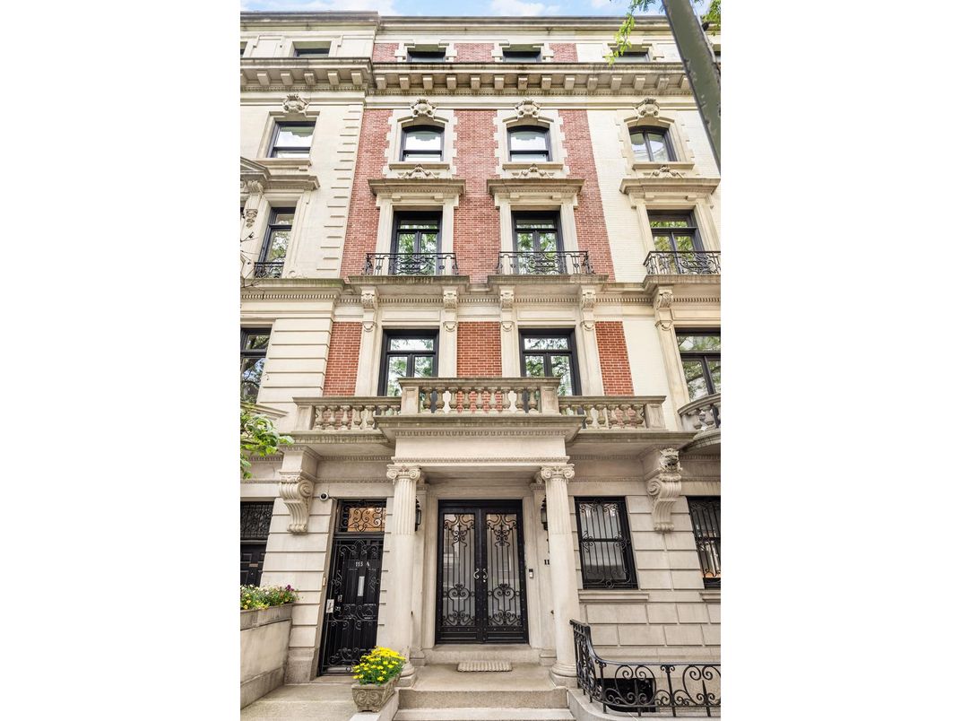 Exterior, Facade, Brick Facade, Brownstone