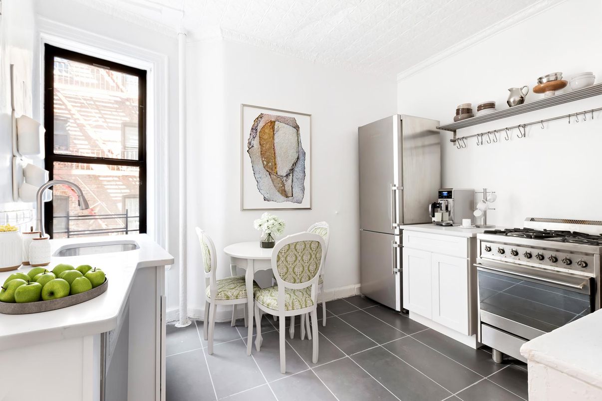 Dining room, Interior, Kitchen, Stainless Steel Appliances