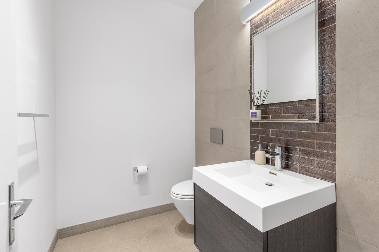 Bathroom, Interior