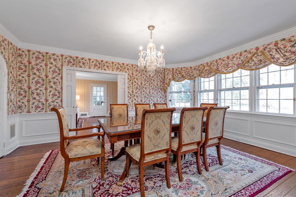 Chandelier, Dining room, Interior, Wood Texture Flooring