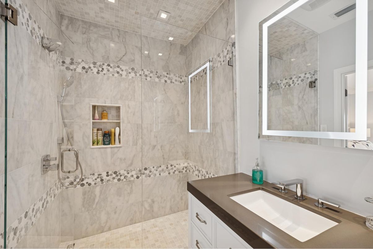 Bathroom, Interior, Marble Walls, Recessed Lighting