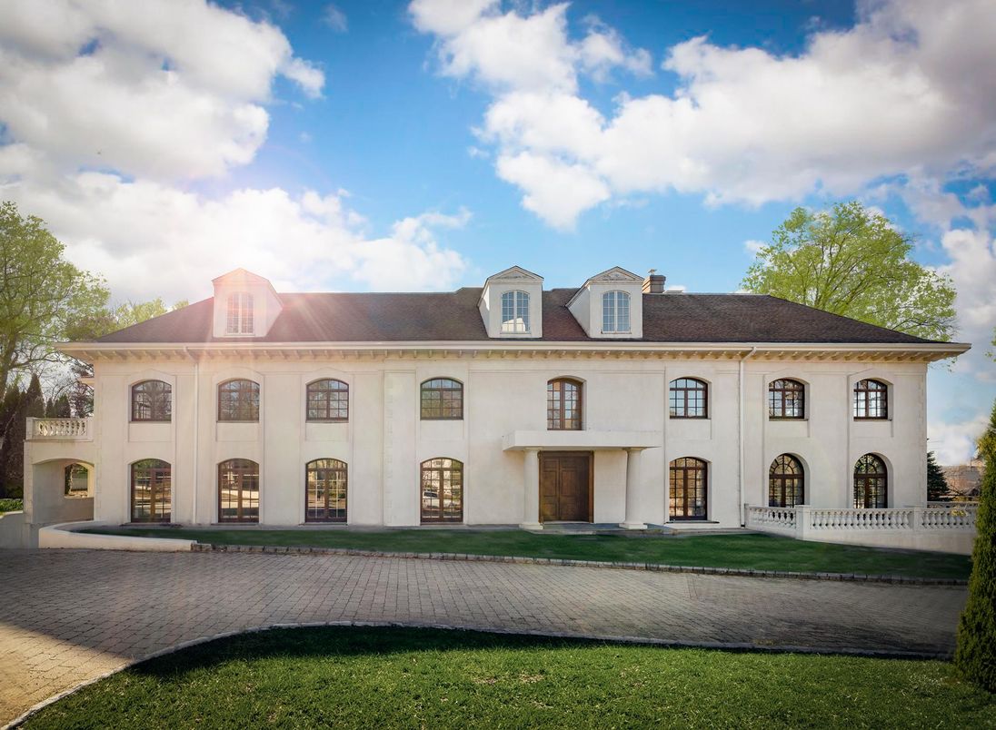 Backyard, Exterior, Facade, French Provincial