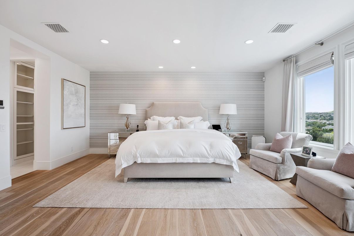 Bedroom, Interior, Recessed Lighting, Wood Texture Flooring