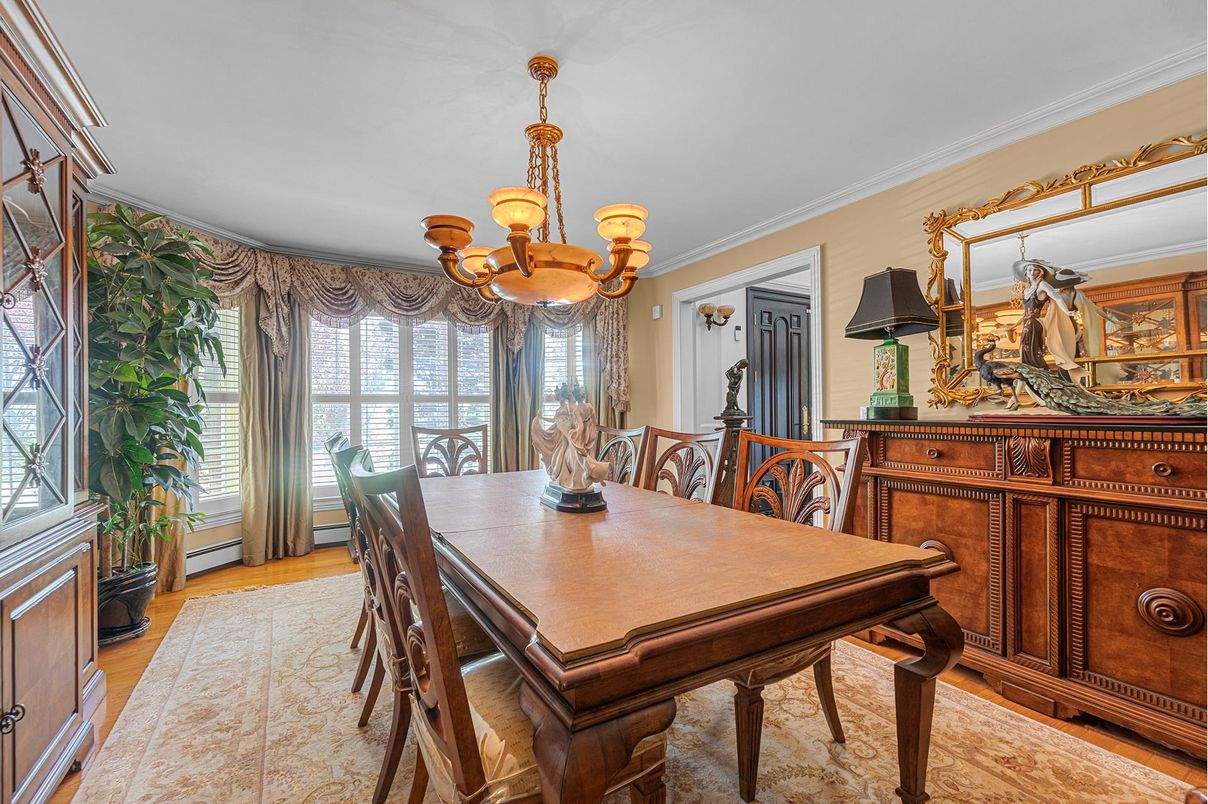 Chandelier, Dining room, Interior, Wood Texture Flooring
