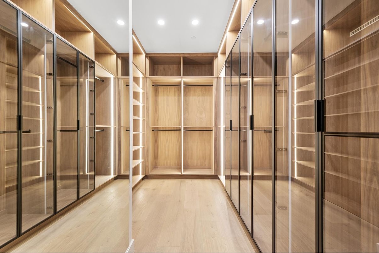 Interior, Recessed Lighting, Walk-in Closets, Wood Texture Flooring
