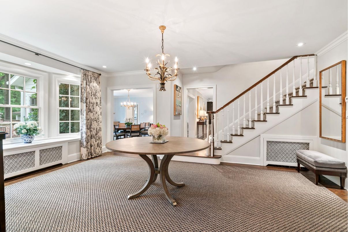 Chandelier, Dining room, Interior, Recessed Lighting