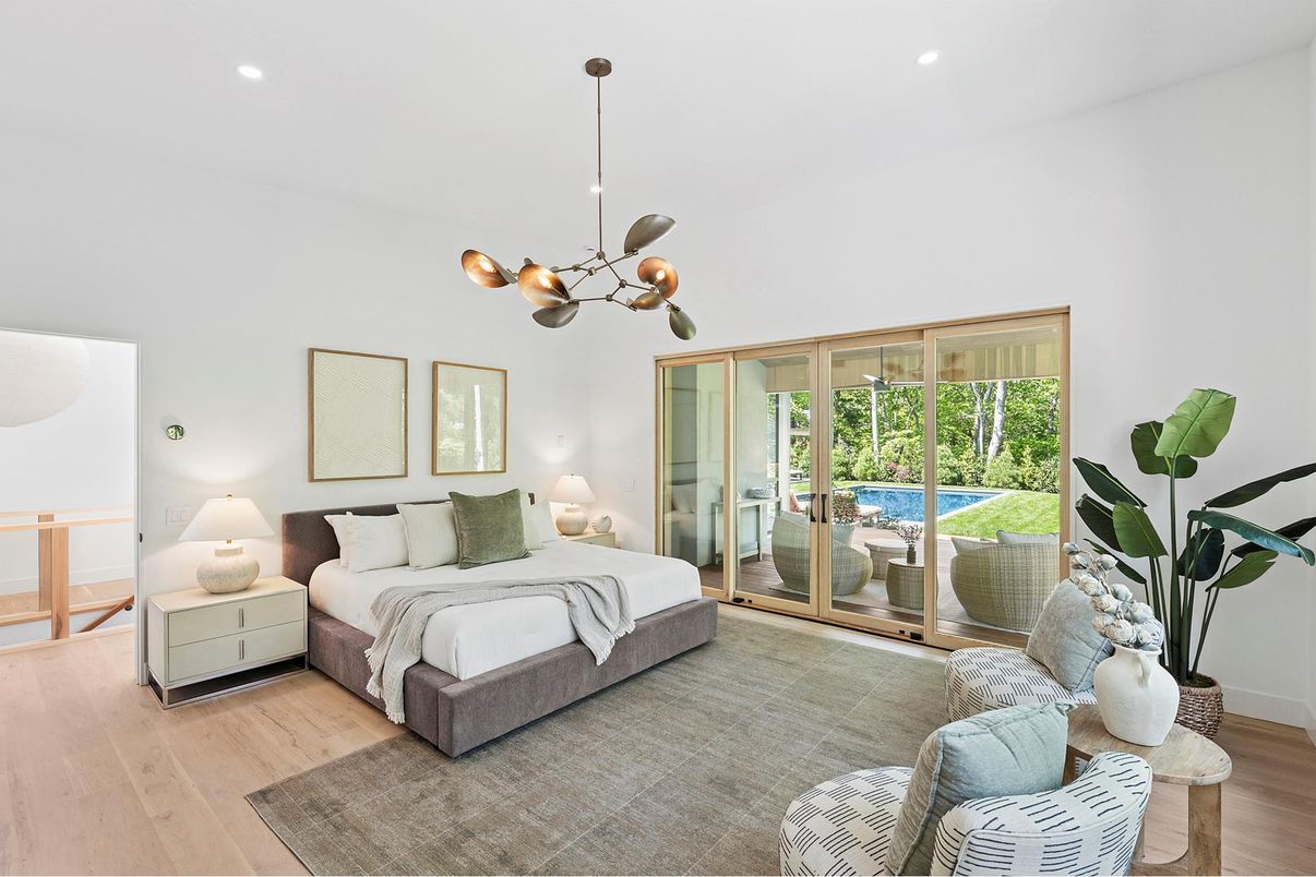 Bedroom, Interior, Pendant Lights, Recessed Lighting, Wood Texture Flooring