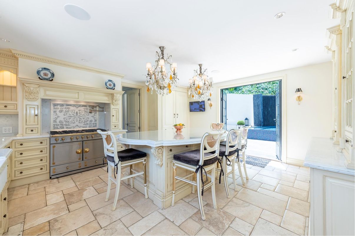 Chandelier, Dining room, Interior, Recessed Lighting