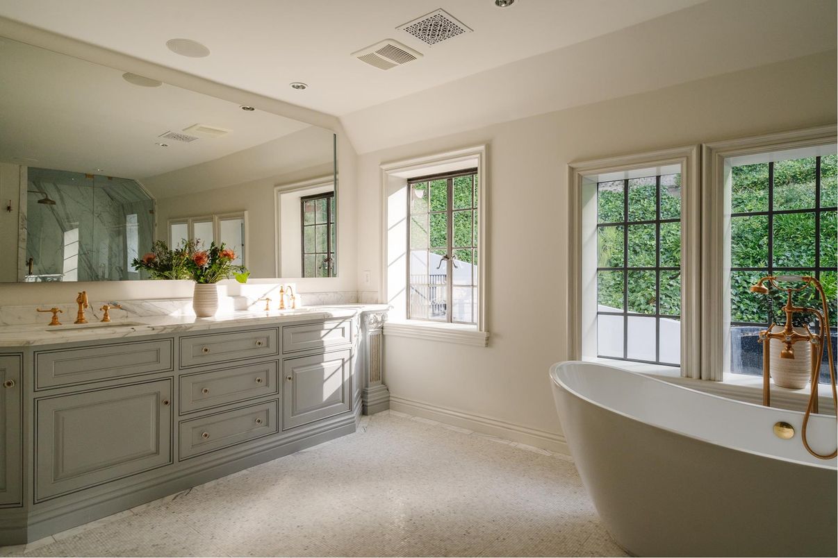 Bathroom, Dual Sink Vanities, Free Standing Baths, Interior, Recessed Lighting