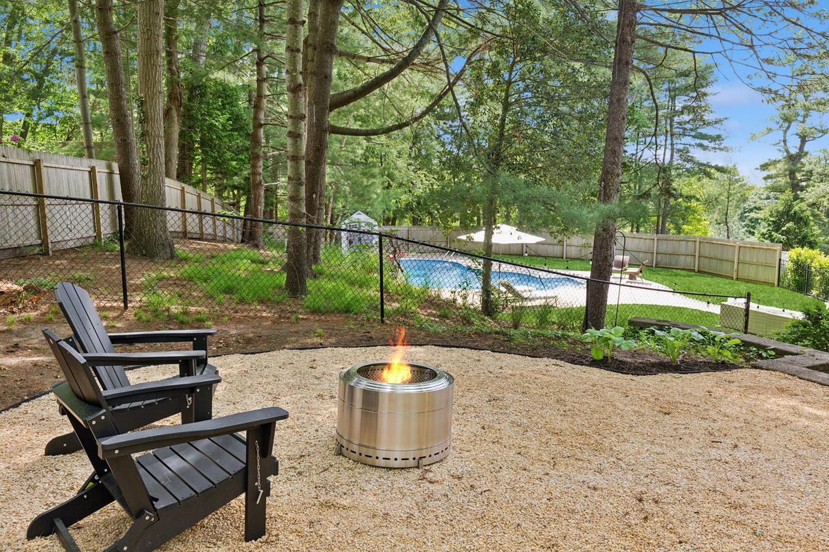 Backyard, Exterior, Pool