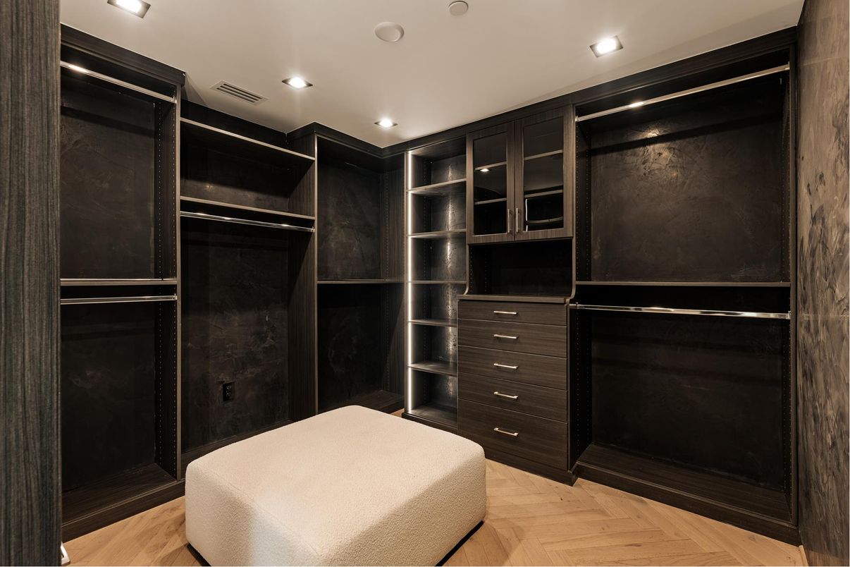 Interior, Recessed Lighting, Walk-in Closets, Wood Texture Flooring