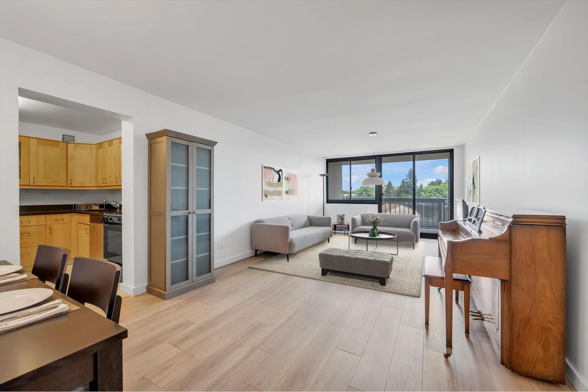Interior, Living room, Pendant Lights, Wood Texture Flooring