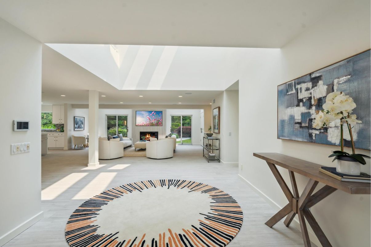 Fireplace, Interior, Living room, Recessed Lighting