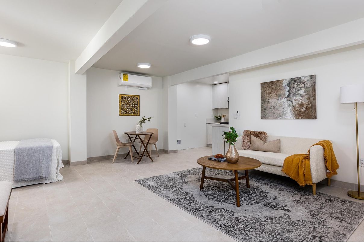 Dining room, Interior, Living room, Recessed Lighting