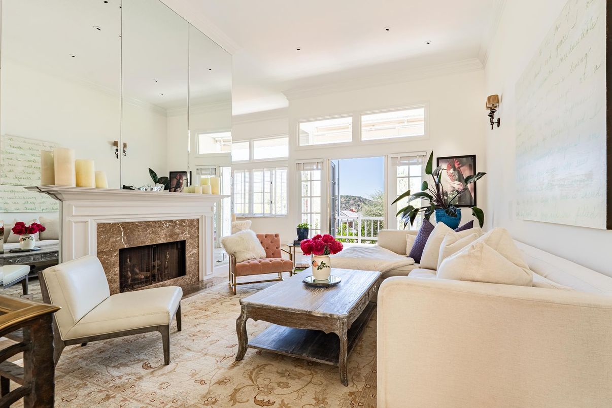 Fireplace, Interior, Living room, Recessed Lighting