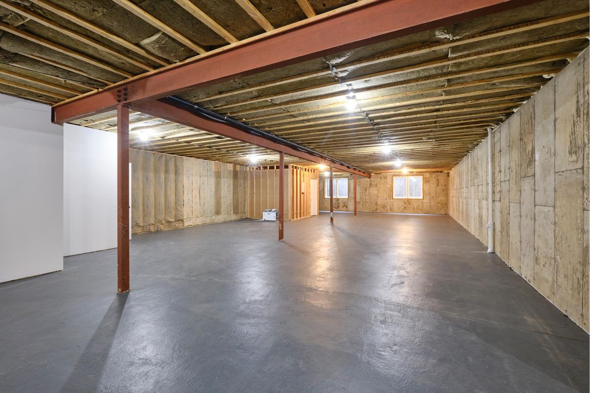 Interior, Wooden Beams