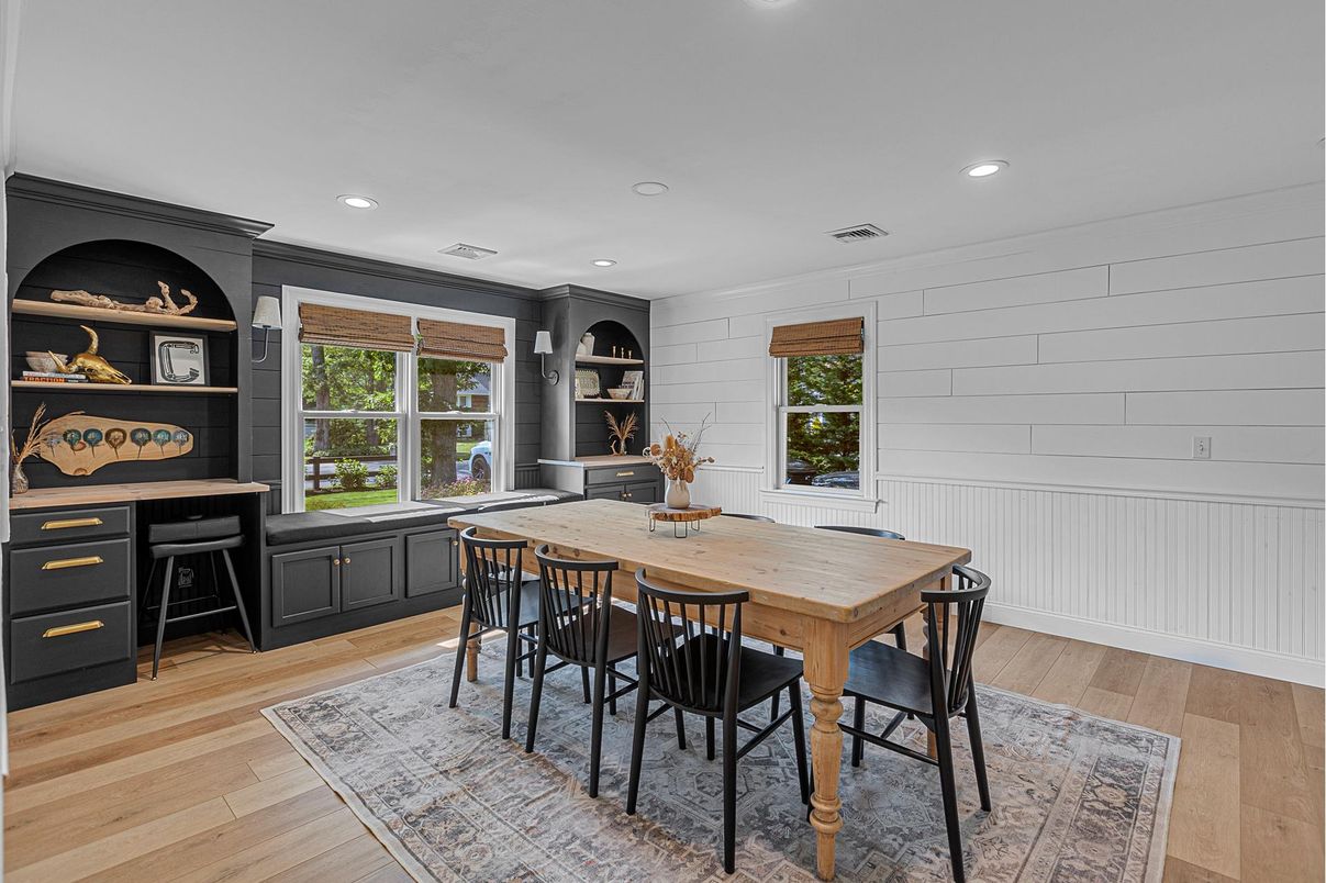 Dining room, Interior, Recessed Lighting, Wood Texture Flooring