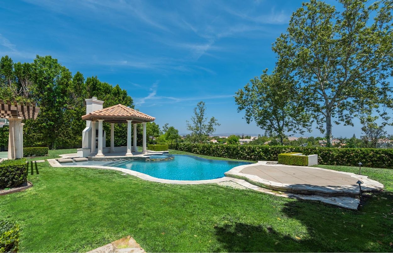 Backyard, Exterior, Pool