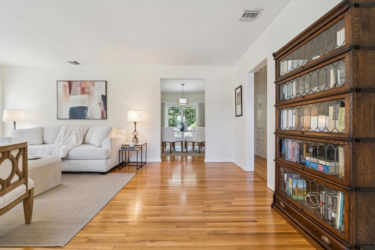 Dining room, Interior, Living room, Pendant Lights, Wood Texture Flooring