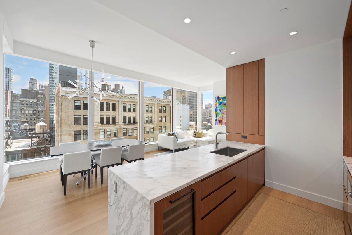 Dining room, Interior, Living room, Pendant Lights, Recessed Lighting, Wood Texture Flooring