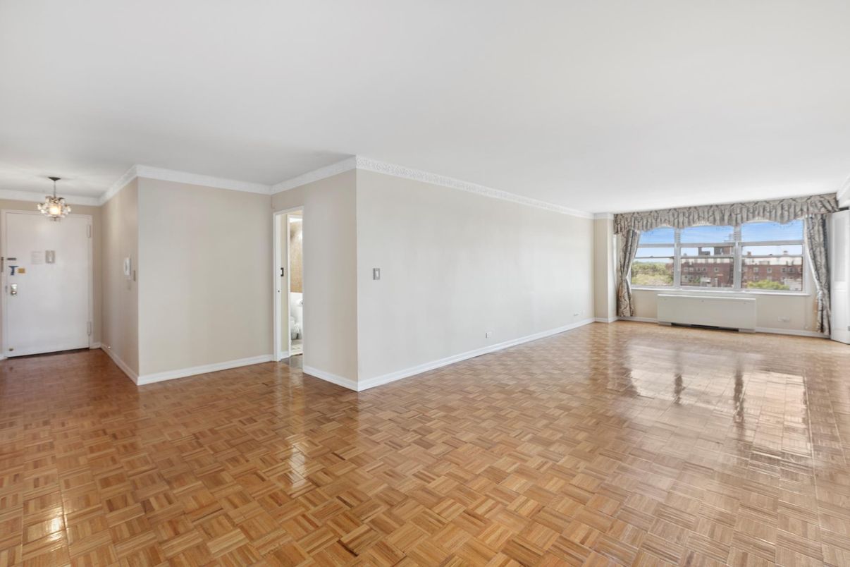 Chandelier, Empty room, Interior, Wood Texture Flooring