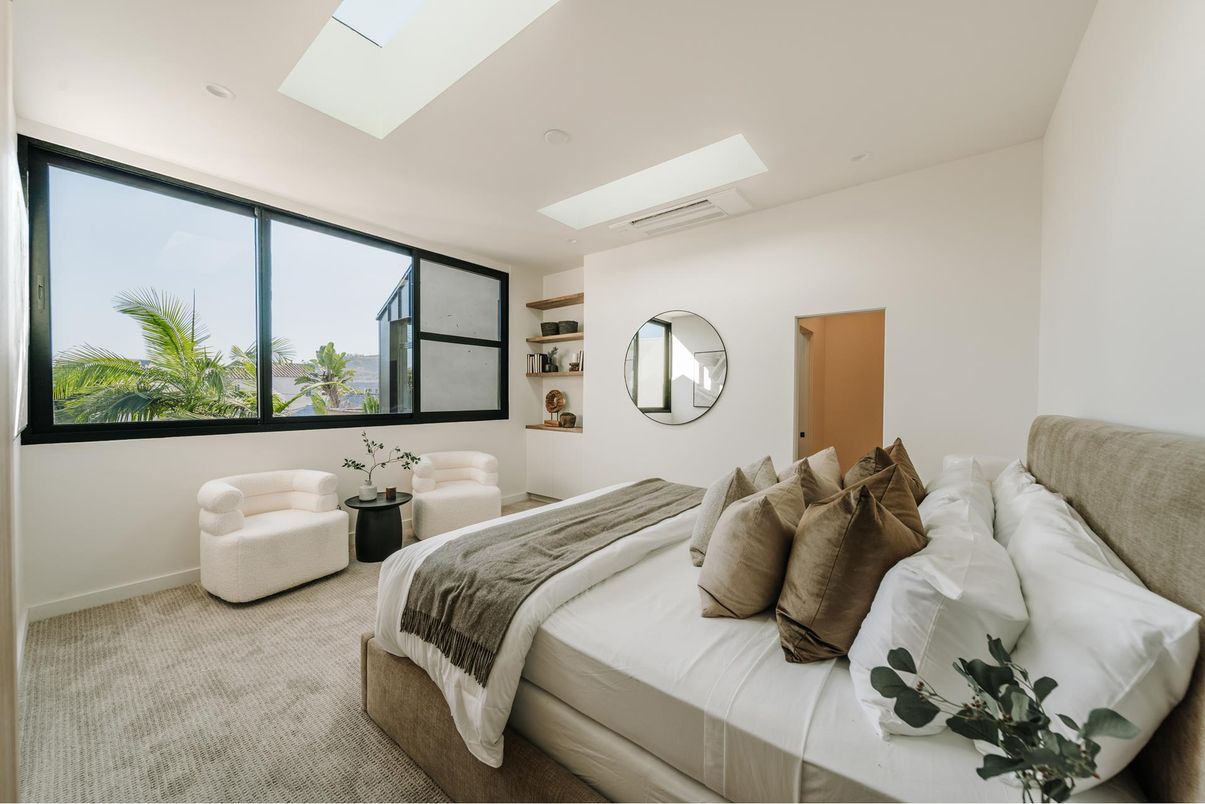 Bedroom, Interior, Recessed Lighting