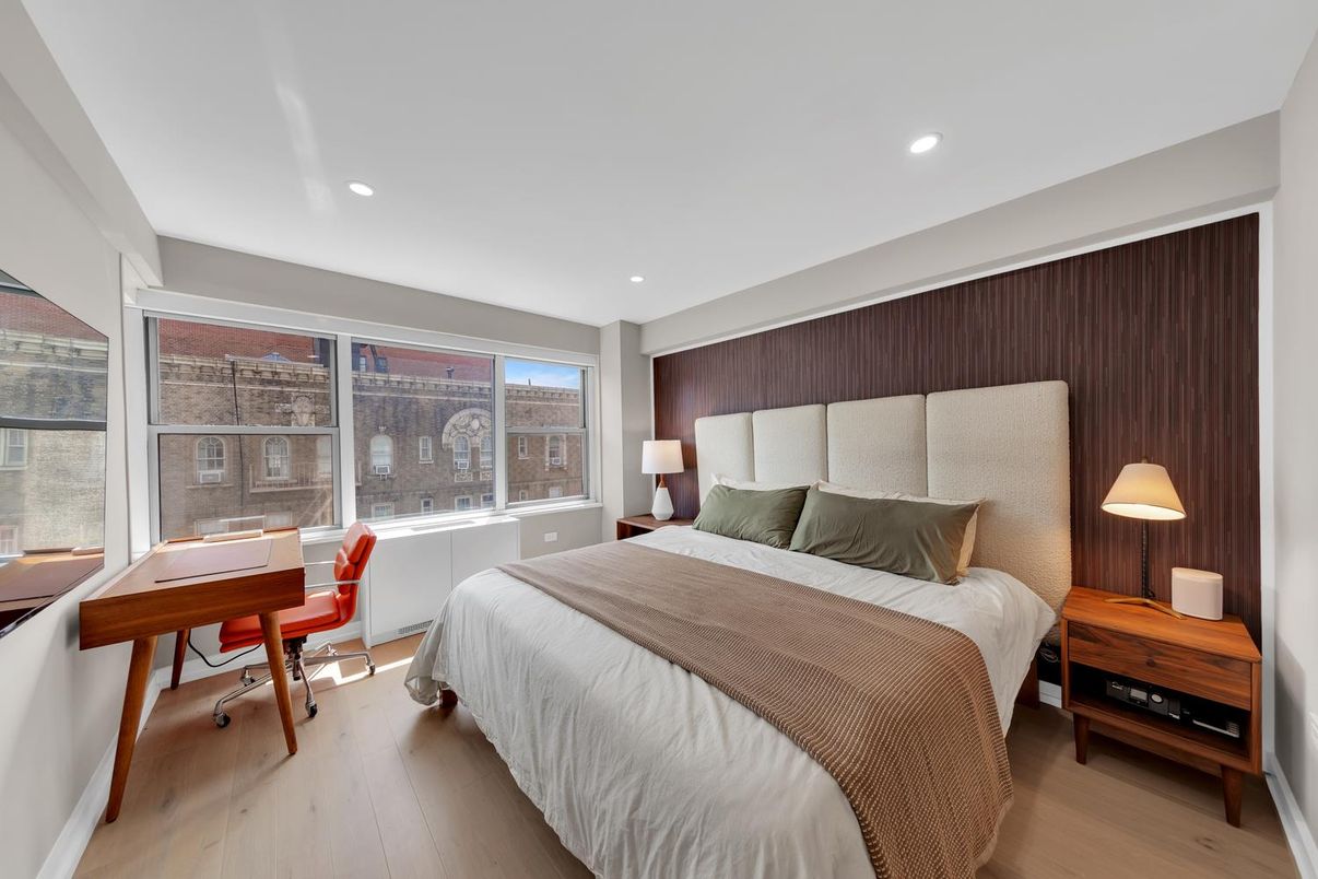 Bedroom, Interior, Recessed Lighting, Wood Texture Flooring