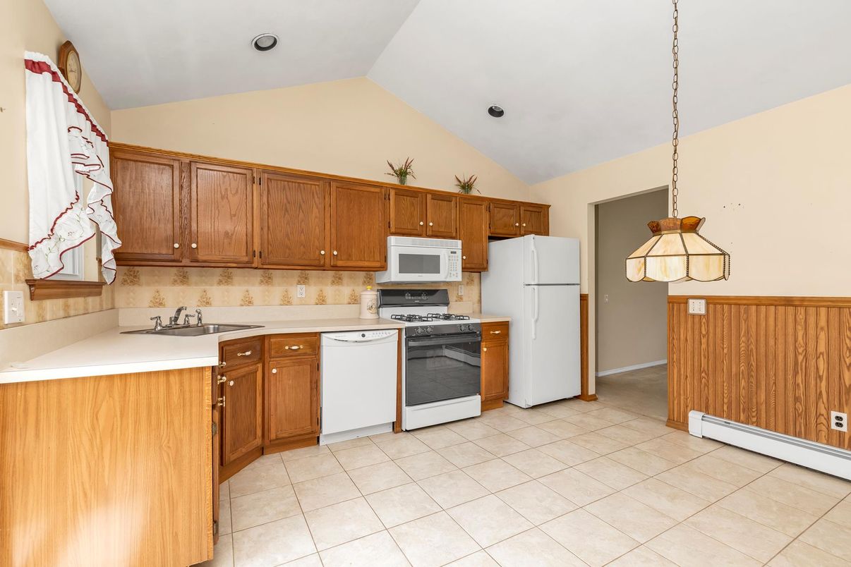 Interior, Kitchen, Pendant Lights, Recessed Lighting