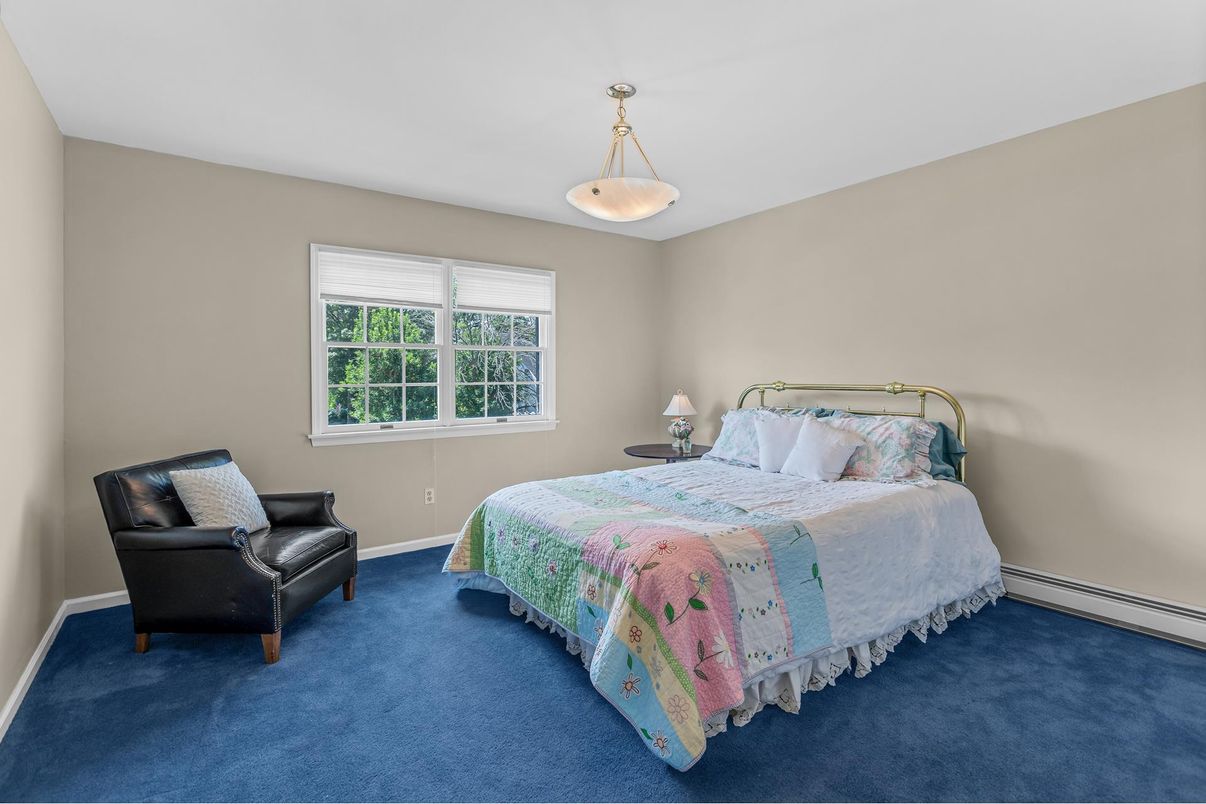 Bedroom, Interior, Pendant Lights