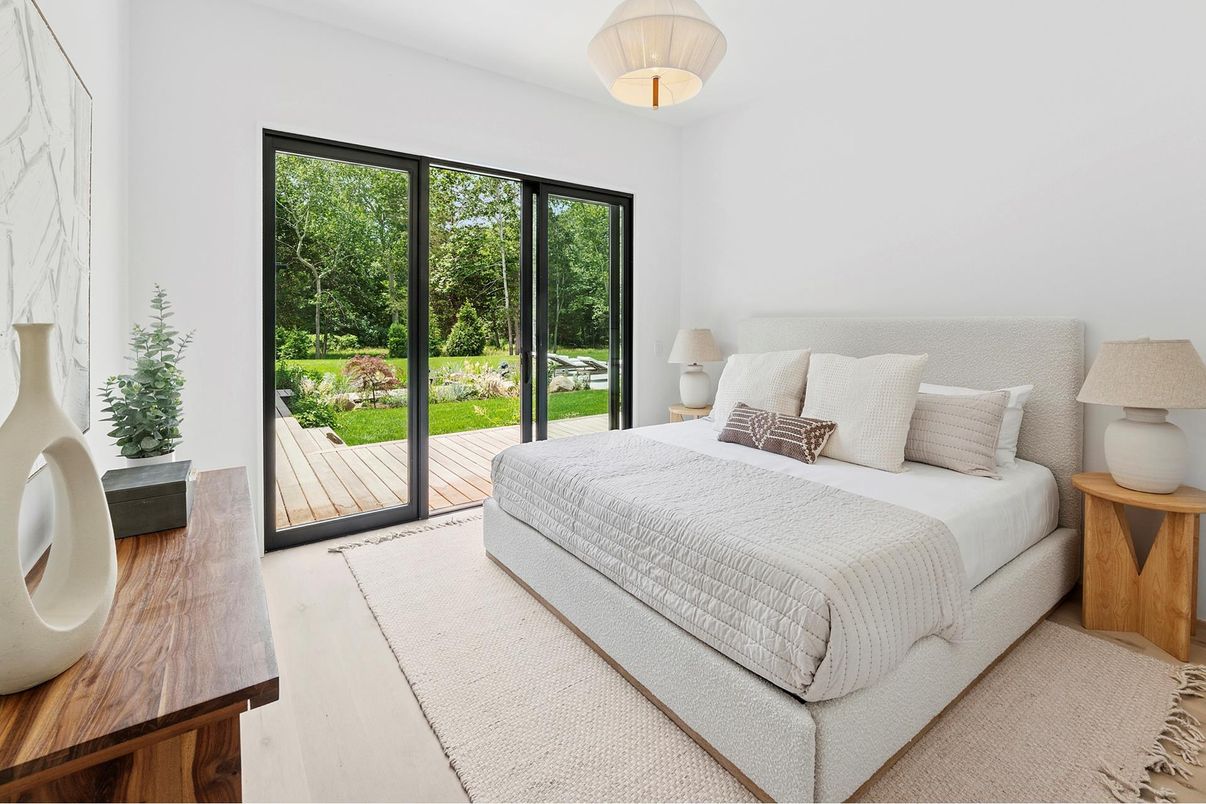 Bedroom, Interior, Pendant Lights, Wood Texture Flooring