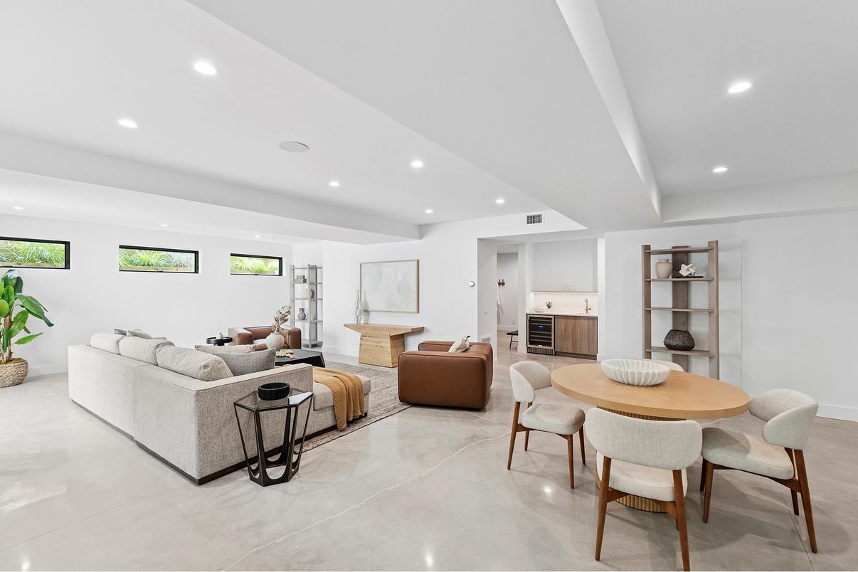 Dining room, Interior, Living room, Recessed Lighting