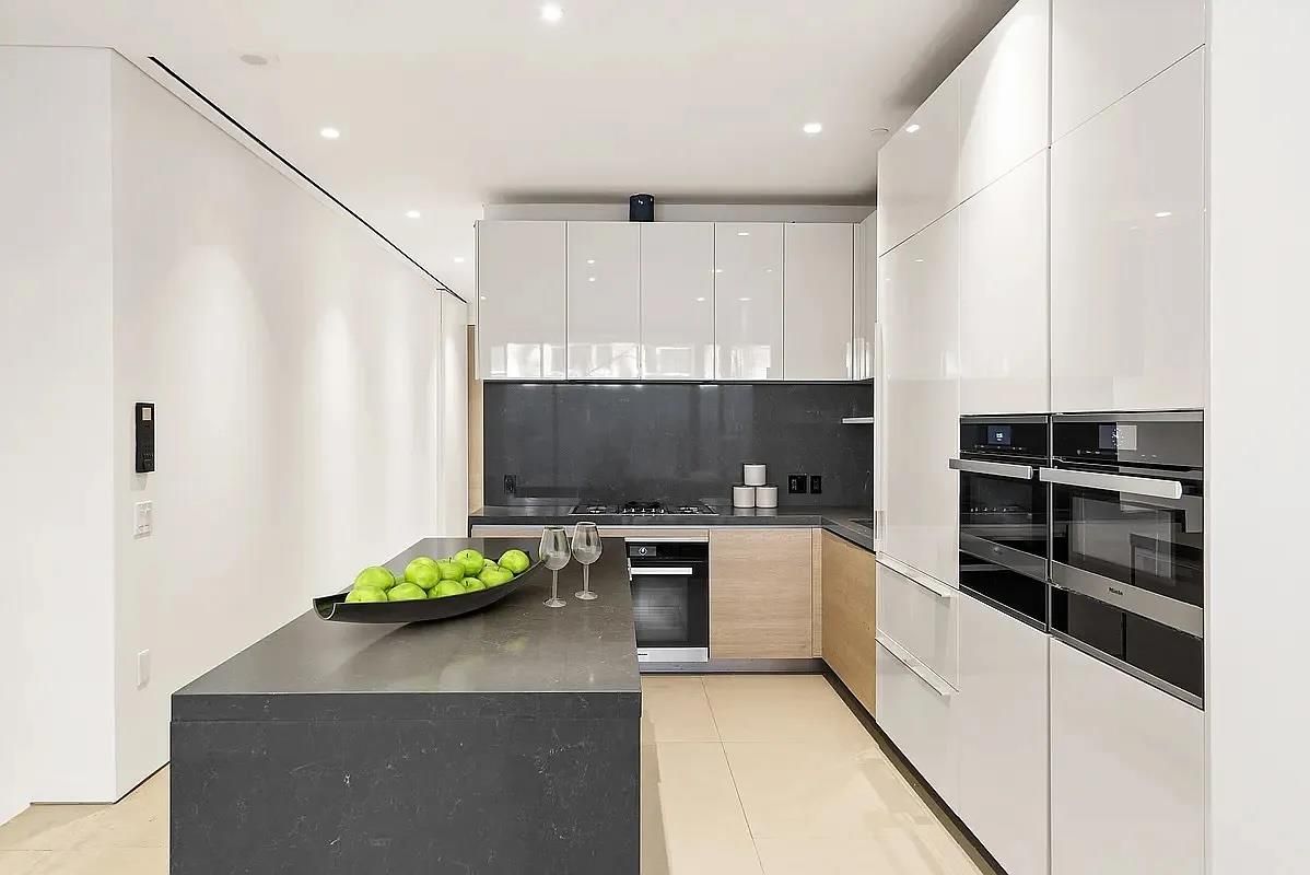 Interior, Kitchen, Recessed Lighting