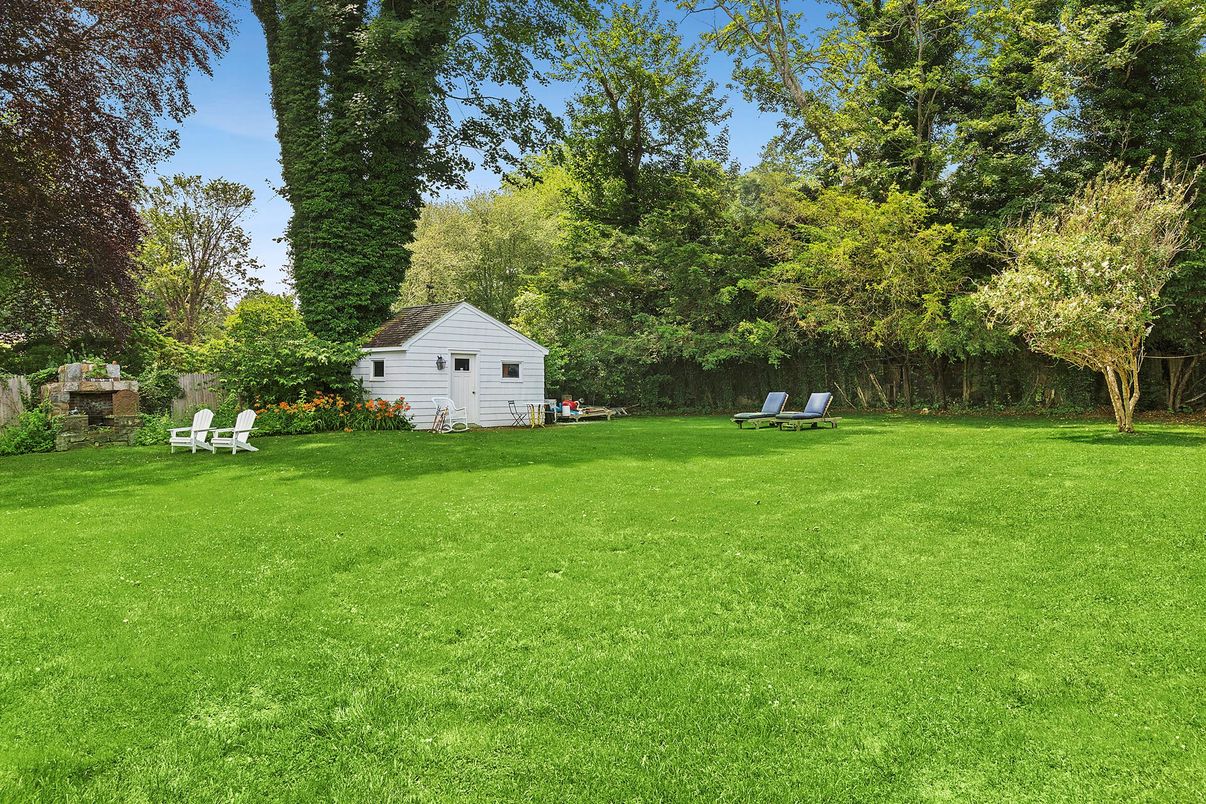 Backyard, Detached Garage, Exterior