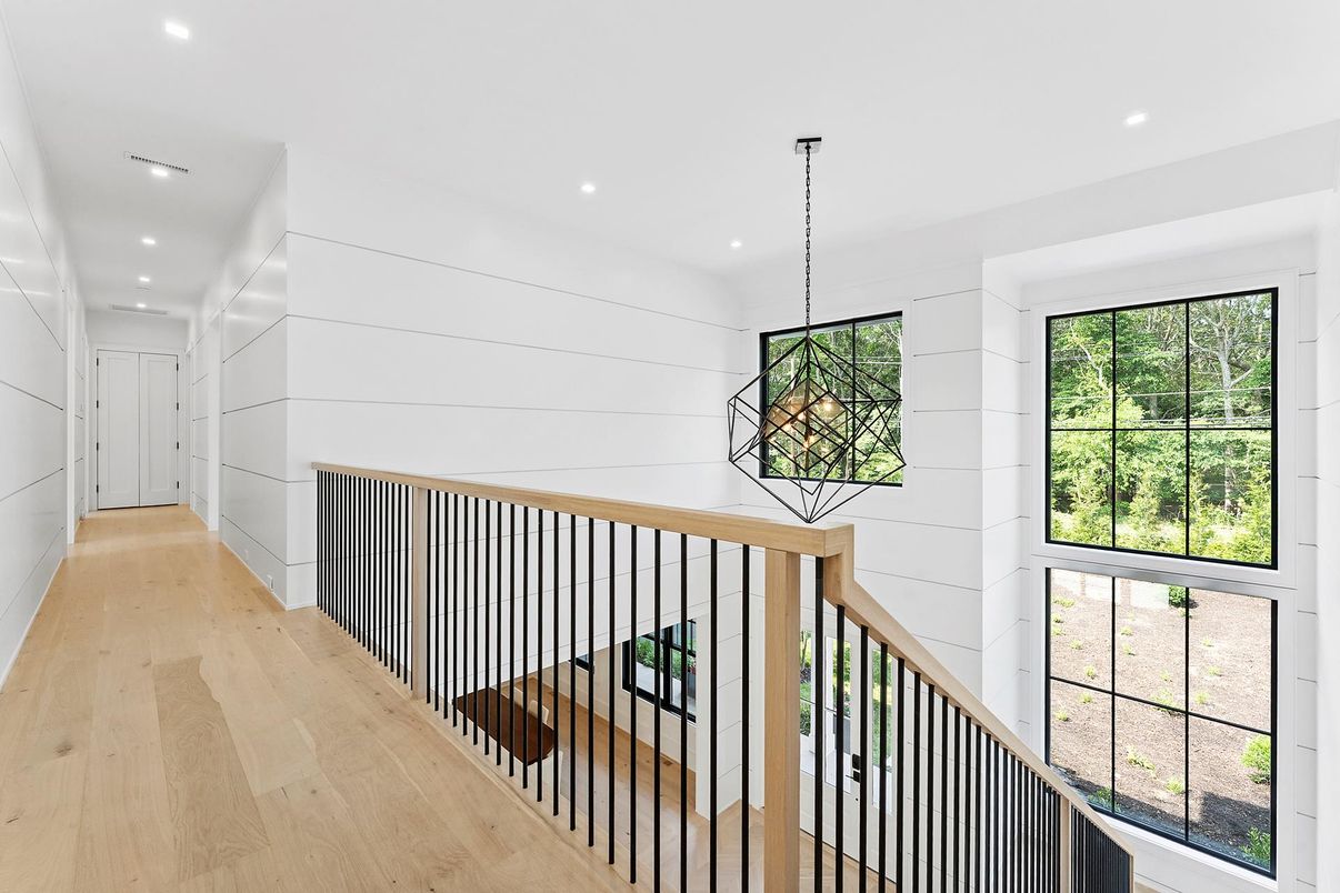 Interior, Pendant Lights, Recessed Lighting, Wood Texture Flooring