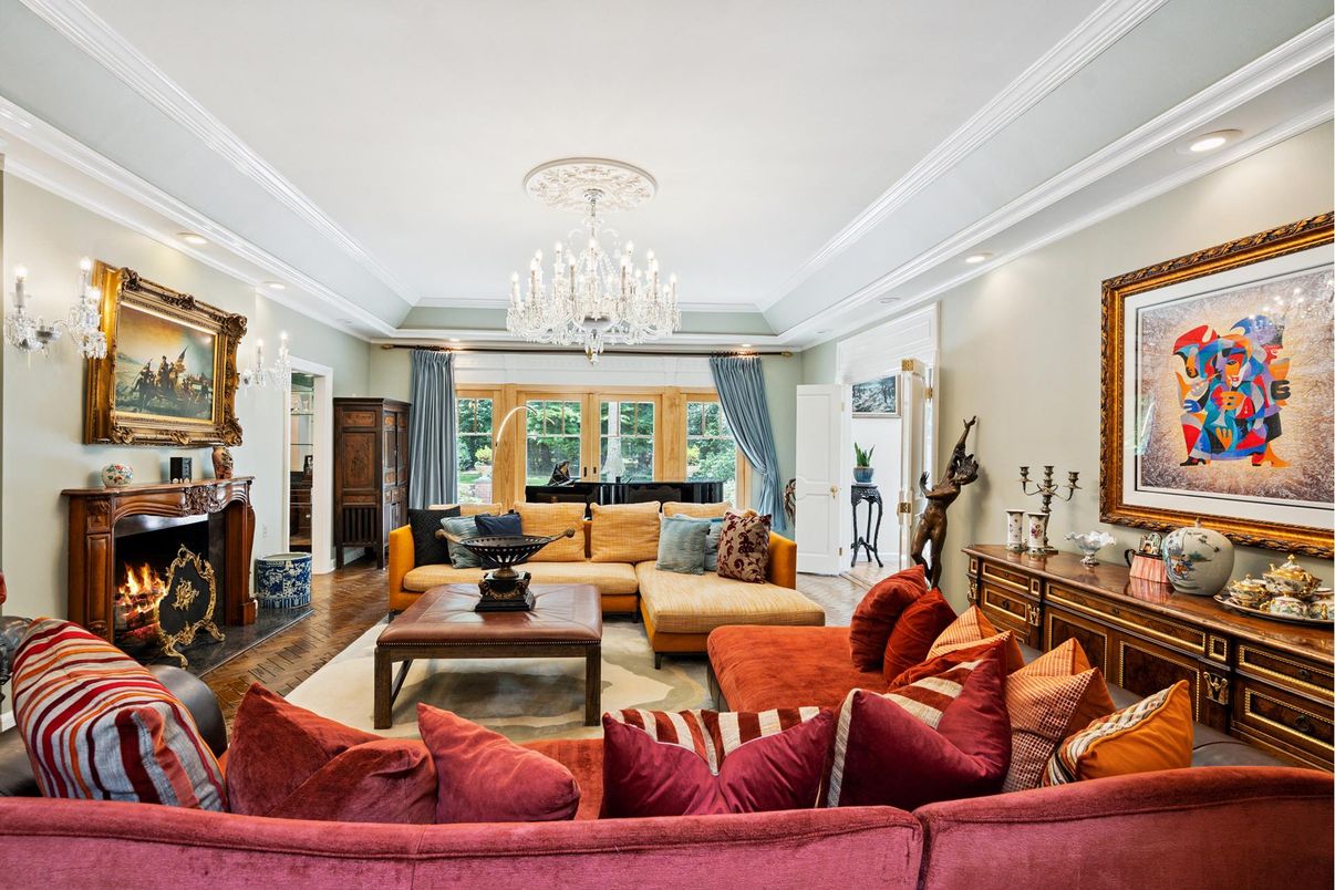 Chandelier, Fireplace, Interior, Living room, Recessed Lighting, Wood Texture Flooring