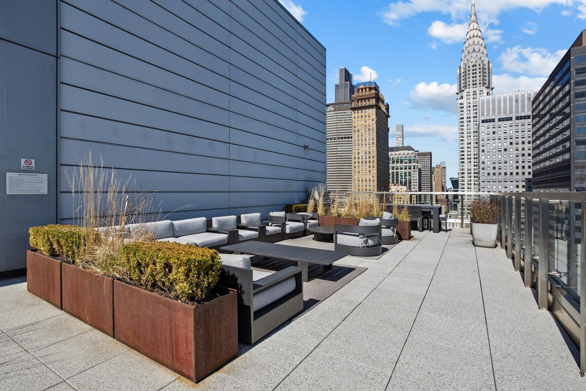 Exterior, Other, Skyline