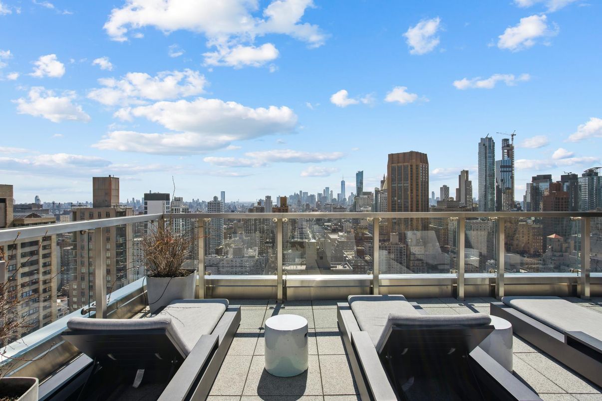 Exterior, Other, Skyline