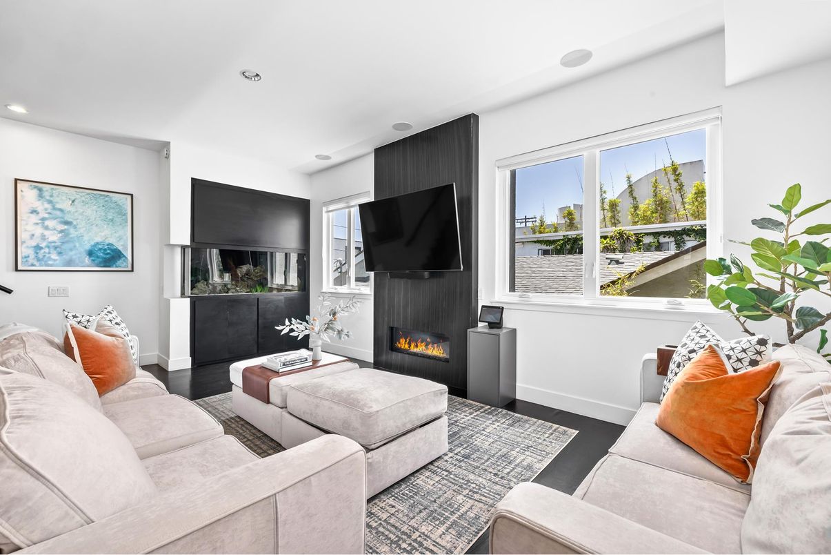Fireplace, Interior, Living room, Recessed Lighting