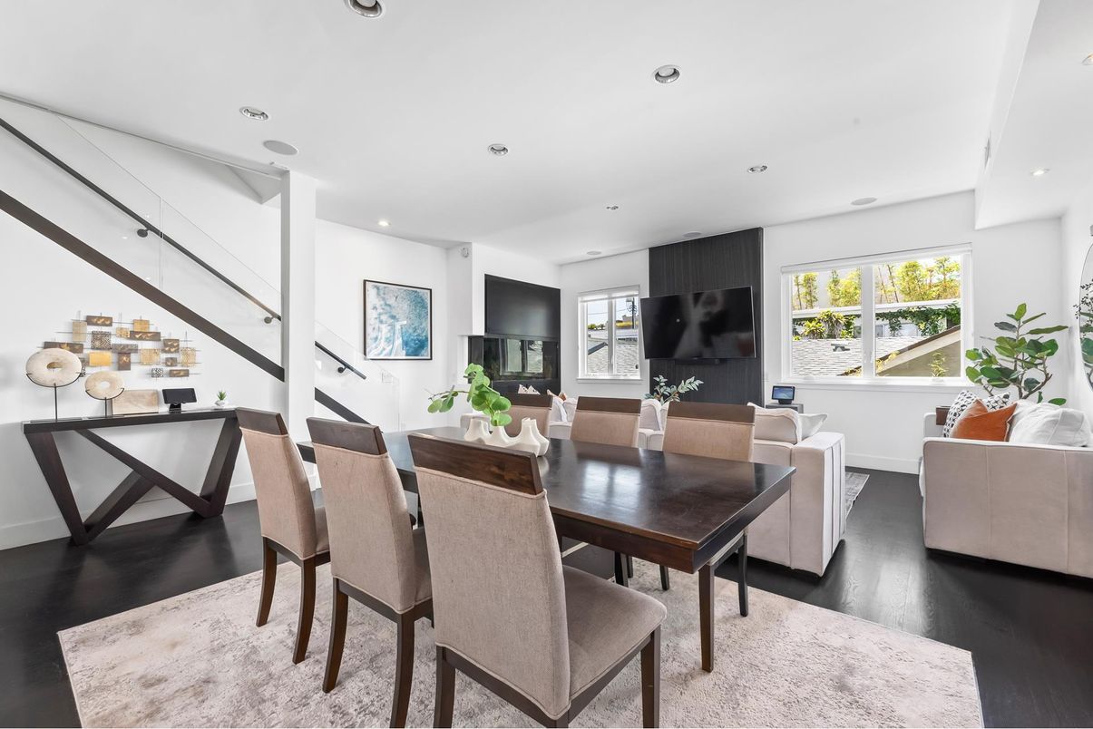 Dining room, Interior, Living room, Recessed Lighting, Wood Texture Flooring
