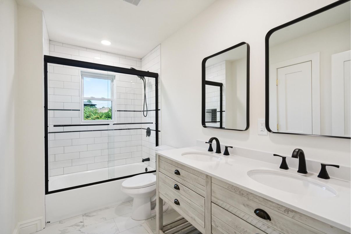 Bathroom, Dual Sink Vanities, Interior, Marble, Recessed Lighting