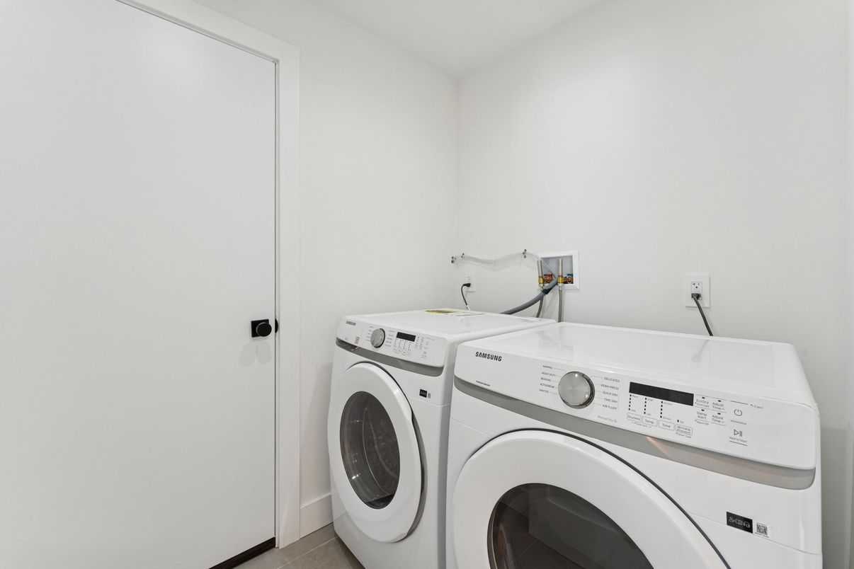 Interior, Washer