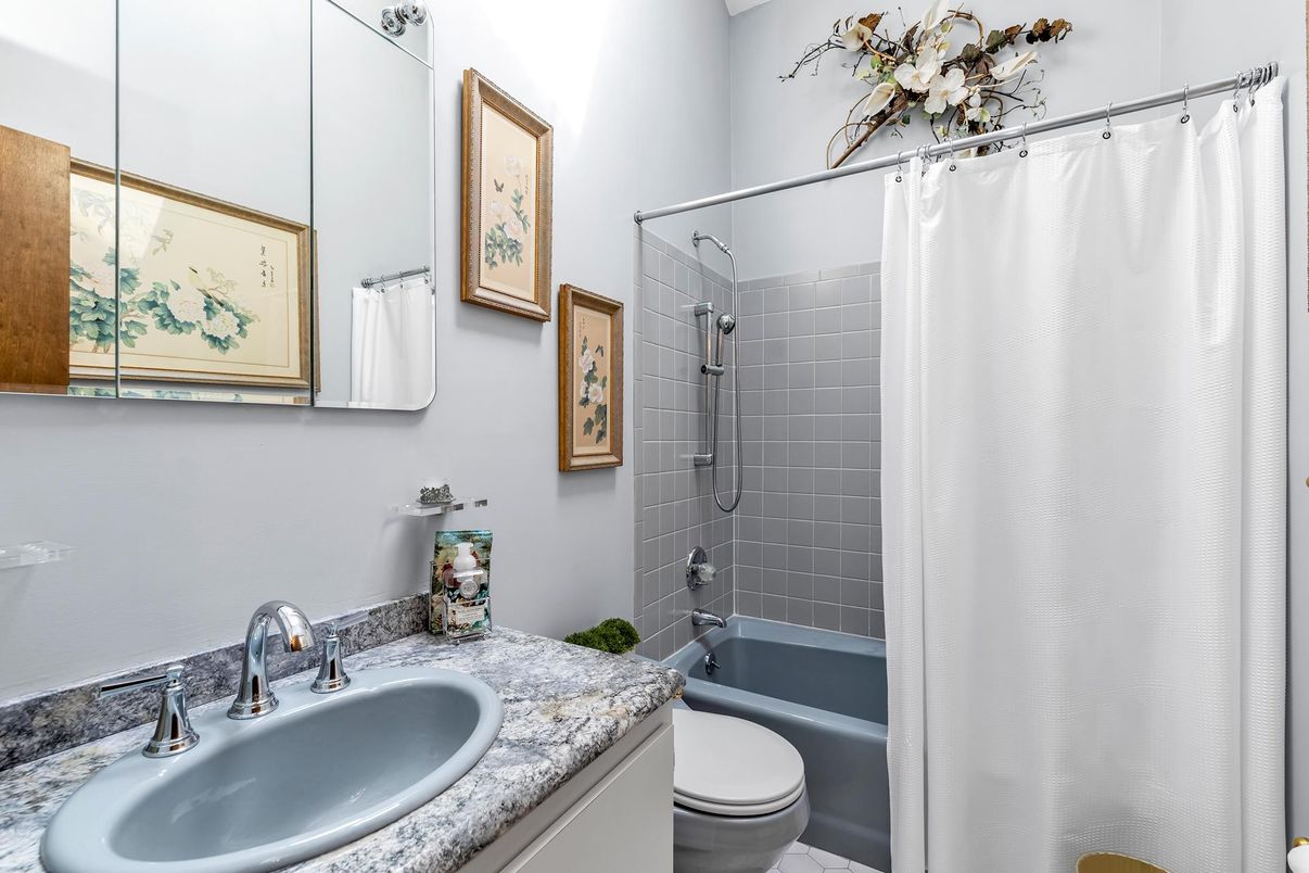 Bathroom, Interior