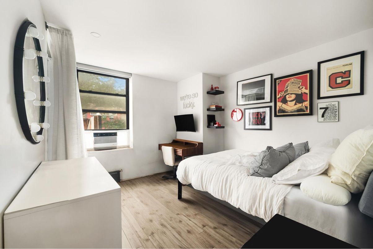 DE Listing image placeholder