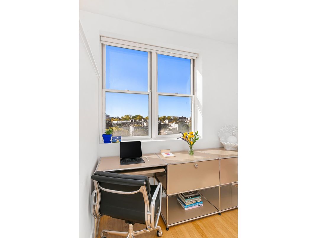 DE Listing image placeholder