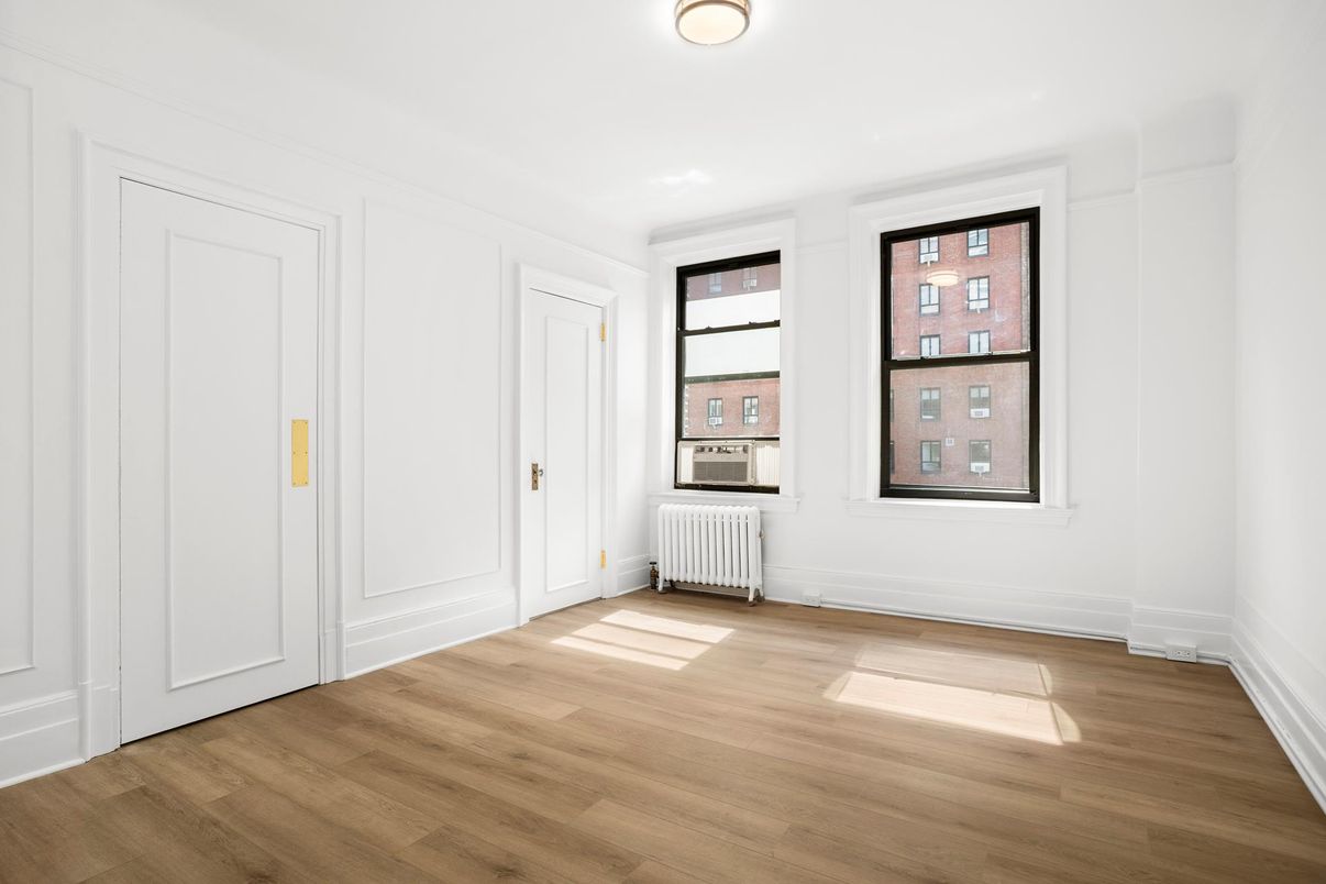 DE Listing image placeholder