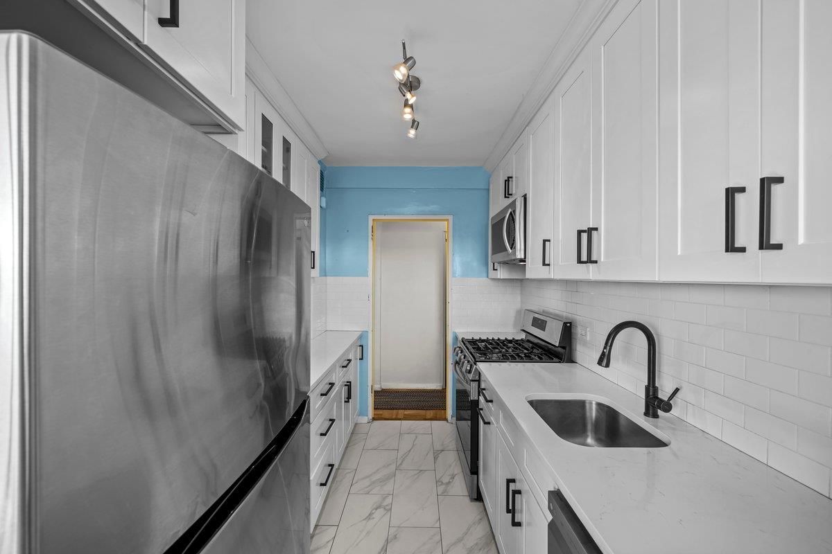 DE Listing image placeholder
