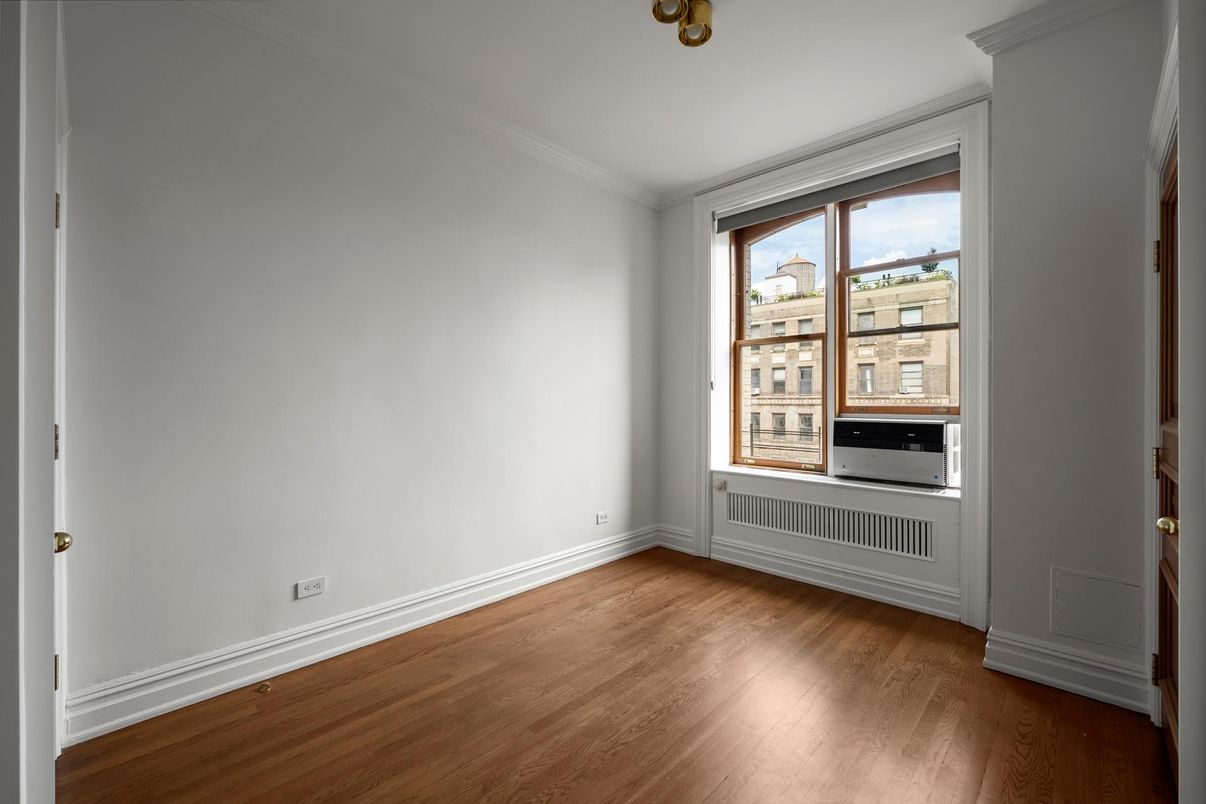 DE Listing image placeholder